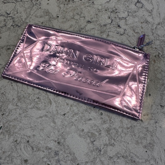 Too‎ Faced Lavender Pink  Make-up bag - Picture 8 of 8
